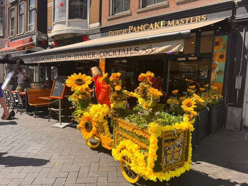 Amsterdam: Traditional Dutch Pancakes - Traditional Dutch Pancakes at Damrak 44: Location That Fits Any Day