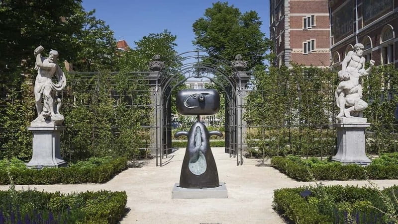 Amsterdam: Ultimate City Park Tour - Stop 3: Stedelijk Museum quick visit (10 minutes that help you orient)