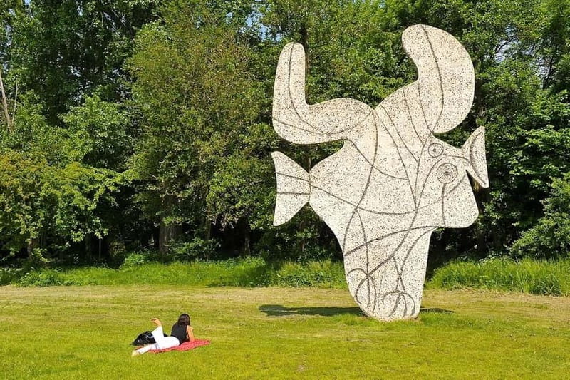 Amsterdam: Ultimate City Park Tour - Stop 1: Rijksmuseum Gardens in 20 minutes (facade, sculptures, chess, fountain)
