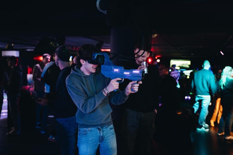 Amsterdam: Ultimate VR Experience: 60 minutes - The Most Praised Parts: Freedom, Fun, and Playing With Others