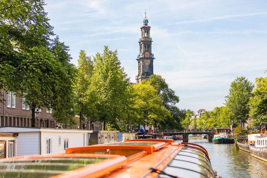 Amsterdam: Van Gogh Museum Ticket & Canal Cruise - The canal cruise part: how GPS audio turns the city into a story
