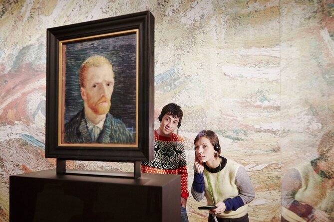 Amsterdam Van Gogh Museum Tour With Reserved Admission - Crowds, photo habits, and packing for lockers