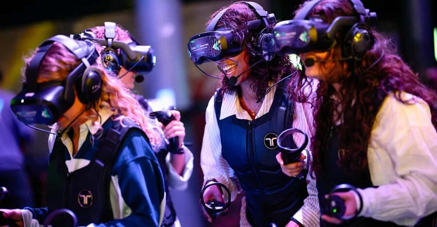 Amsterdam: VR Game Park Free-Roaming Experience - Key highlights you’ll feel right away