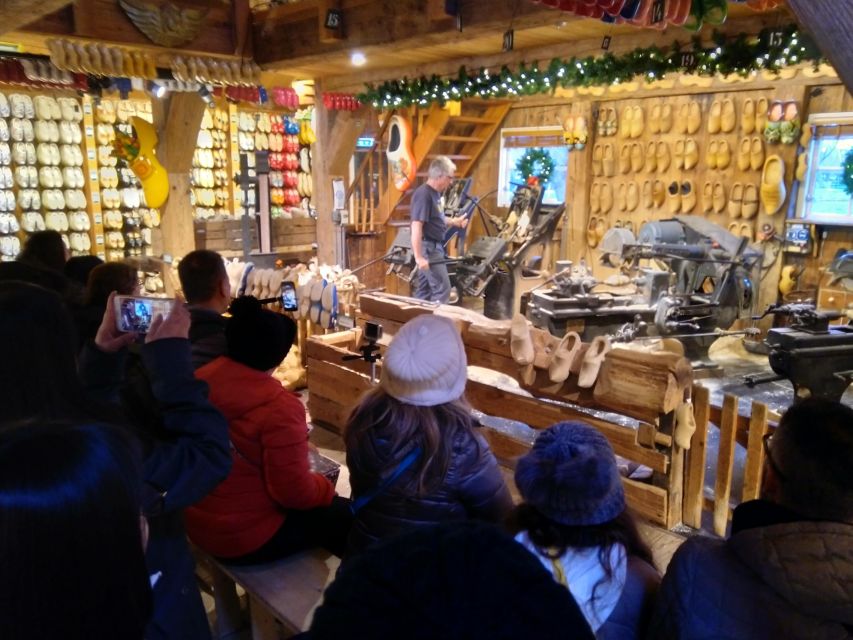 Amsterdam: Zaanse Schans 3-Hour Small Group Tour - Wooden Clogs: Watching the Craft Up Close
