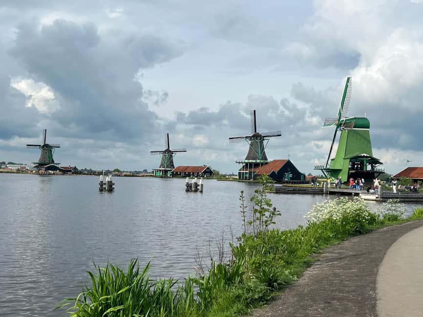 Amsterdam: Zaanse Schans and Giethoorn Guided Combo Tour - Who should book this tour, and who should skip it