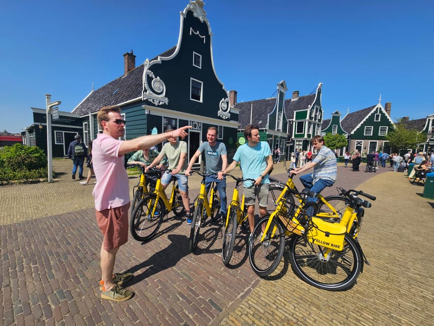 Amsterdam: Zaanse Schans E-Bike Tour with Windmills & Cheese - The return ride: Kissing Couple XXXL and a calmer finish