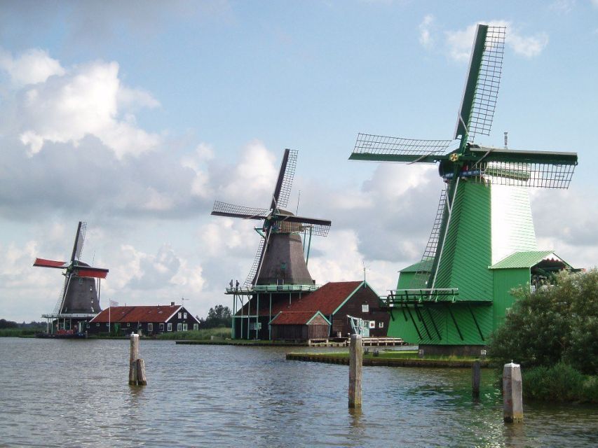 Amsterdam: Zaanse Schans Windmills Bike Tour with Guide - The Batavus bikes and the hand-brake setup