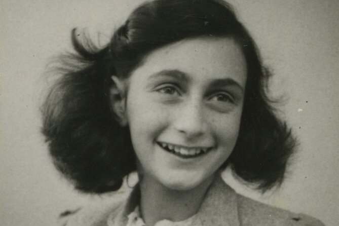 Anne Frank and the Jewish History of Amsterdam Private Tour - Starting at the Portuguese Synagogue, where history still feels alive