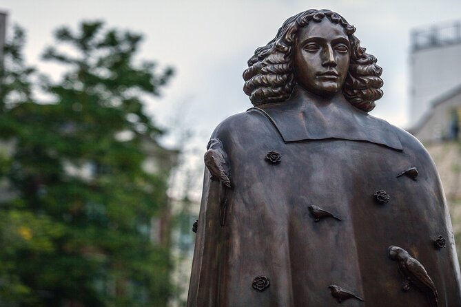 Anne Frank, Holocaust and Jewish History Museum Private Tour - The Westerkerk area walk: Anne Frank statue and the pink triangle sign