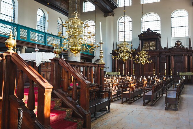 Anne Frank, Holocaust and Jewish History Museum Private Tour - The Royal Palace square: WWII remembrance beyond the diary