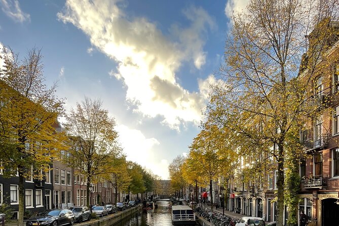Anne Frank's Amsterdam Walking Tour - The Church Near the Anne Frank House: What You Can See Outside
