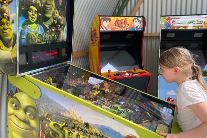 Arcade Hall in Amsterdam – A Blast from the Past at UP Events! - The Games: Pac-Man, Street Fighter, Pinball, and Air Hockey