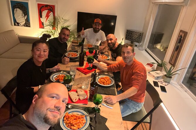 Authentic Italian Dinner in Cozy Canal Home in Amsterdam - Meeting at Hugo de Grootkade and settling in fast