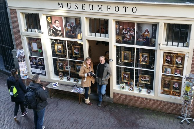 Become a Dutch Art Piece Photo Shoot in Amsterdam - Your Photo Package: Prints Now, Files Later