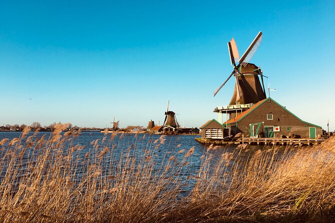 Best of Dutch Countryside: Giethoorn, Windmills, Secret Villages - Food Tastings: Waffles, Cheese, Chocolate Without the Guesswork