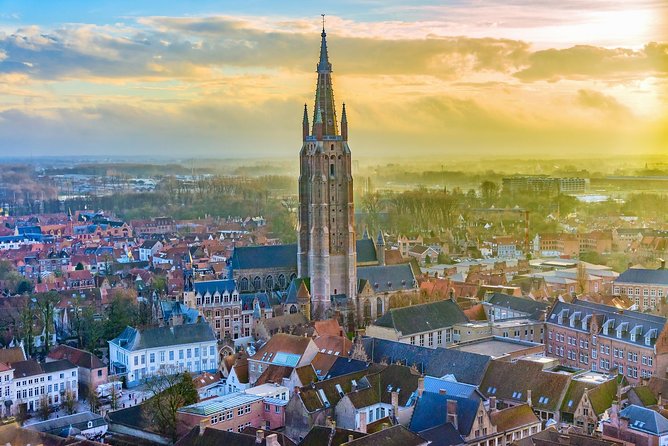 Bruges bus tour from Amsterdam - Photo stops that actually make sense