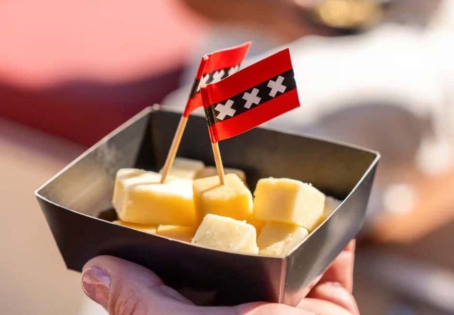 Cheese & Drinks Guided Amsterdam Boat Tour, All Inclusive - Cheese and Drinks Included: What You’ll Actually Get