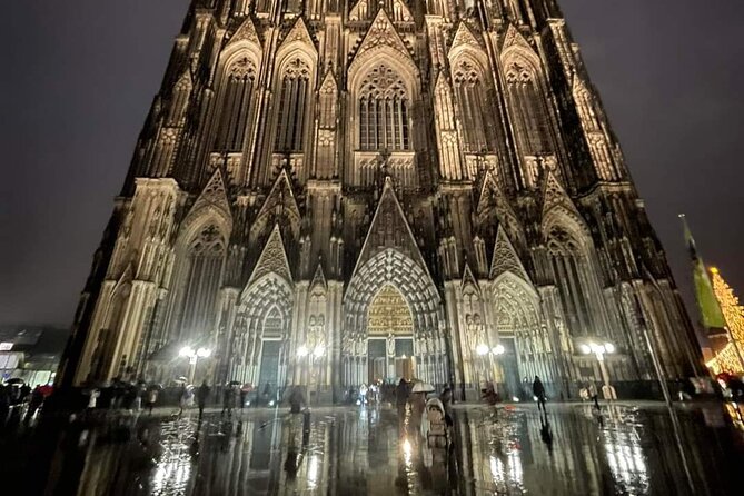 Cologne Small-Group Day Tour from Amsterdam - How the guide team changes the experience