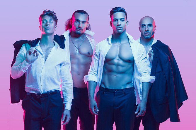 Coqtales Show: The Hottest Male Show in Amsterdam, Magic Mike - Drinks on hand and the pacing of your evening