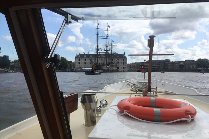 Cruise Amsterdam like a Local — Small Group 12 pax - Meeting Captain Dave Amsterdam at Prinsengracht (no office, just a boat)