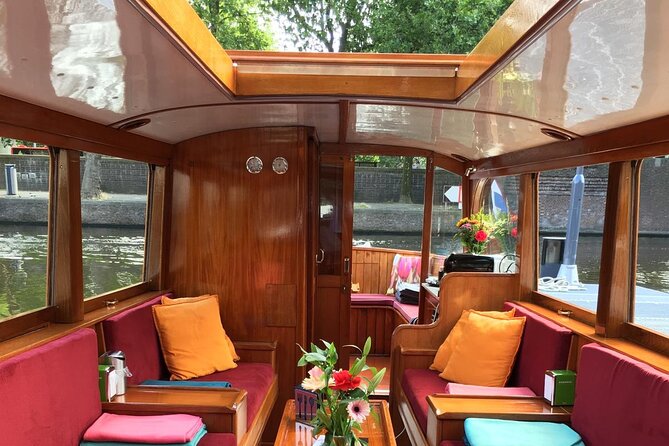 Cruise Amsterdam like a Local — Small Group 12 pax - Stop-by-stop: what each sight means from the water