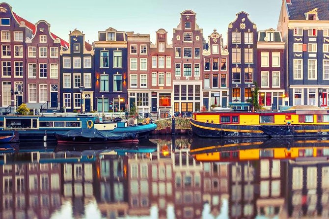 CULTURE Cultural city tour - Torensluis and the Canals: Water-World Amsterdam Explained Simply