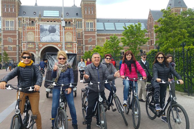 Daily group bike tour in Spanish. - Why this route feels like a smart Amsterdam shortcut