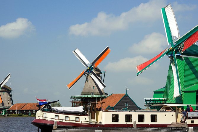 Day Trip from Amsterdam to Zaanse Schans Windmills and Volendam - Why Zaanse Schans, Volendam, and Marken work as one day