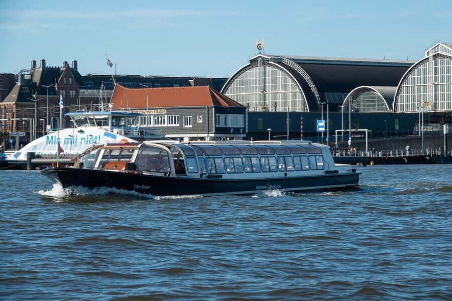 Discover Amsterdam: Luxury Canal Cruise with a Local Skipper - Who this cruise fits best (and who might want a different style)