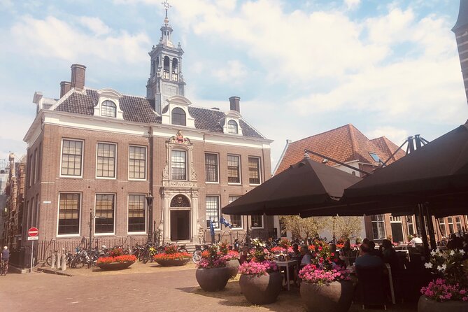 Dreamy Dutch Villages Tour: Giethoorn, Zaanse Schans & More - Durgerdam on the IJ Lake: Old Church, Docks, and Time to Reset