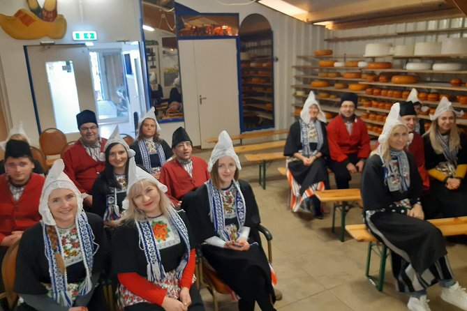 Dutch Experience in Volendam with Traditional Outfits - The first step: costume dressing and your group photo