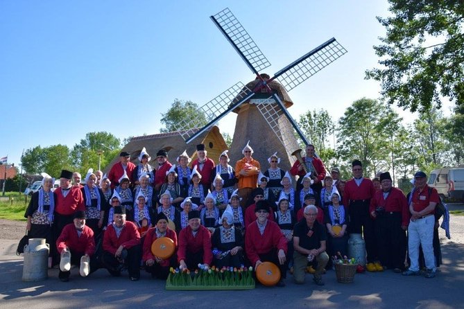 Dutch Experience in Volendam with Traditional Outfits - Price and value: what $11.42 buys you