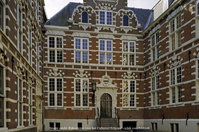 Dutch Golden Age: Private Tour of Amsterdam & Rembrandt's House - Seventeenth-century Amsterdam: art, architecture, and the money behind it
