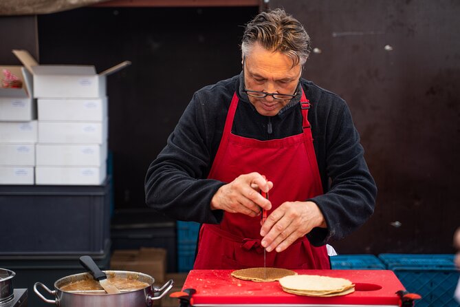 Dutch Street Food Tour on Amsterdam Market - Full lunch tastings plus soda or juice to keep you rolling