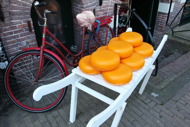 E-Bike PRIVATE tour Countryside of Amsterdam Volendam Marken - Waterland countryside: Zuiderwoude, Katwoude, Monnickendam