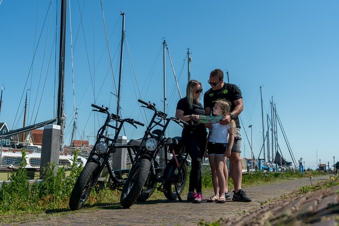 E-fatbike rental Volendam - Countryside of Amsterdam - Riding the dikes and getting a feel for Gouwzee