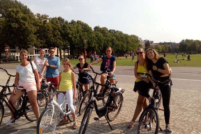 Explore Amsterdam by Bike in the Company of a French Local Guide - Jordaan canals and the neighborhood “how it works” feeling