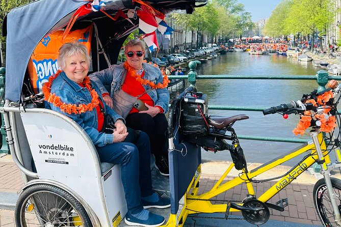 Explore Amsterdam in 75 Minutes – Pedicab Rickshaw City tour - De Wallen in a 10-minute window: what you’ll see and how to handle it