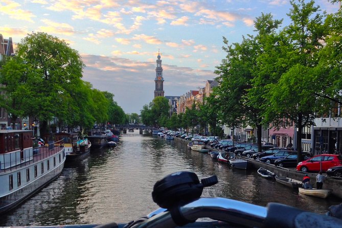 Explore hidden streets with friends - Private Tour - Price and value: is $101.15 worth a private guide?
