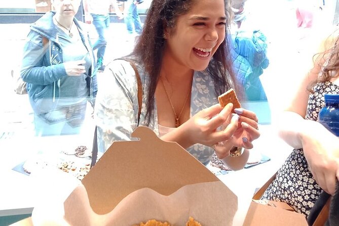 Food Tour Amsterdam | Taste The Best of Dutch Flavors - Key Points to Know Before You Go
