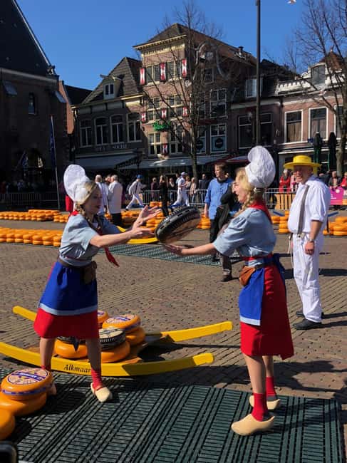 From Amsterdam; Alkmaar Cheese market & Zaanse Schans - Key highlights to know before you go