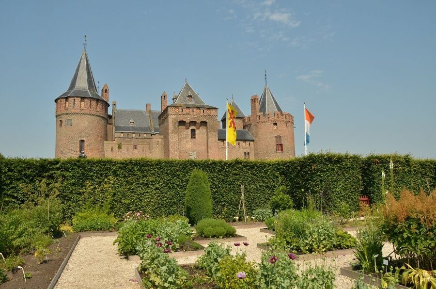 From Amsterdam: Amsterdam Castle Muiderslot Private Tour - Key things you’ll enjoy most