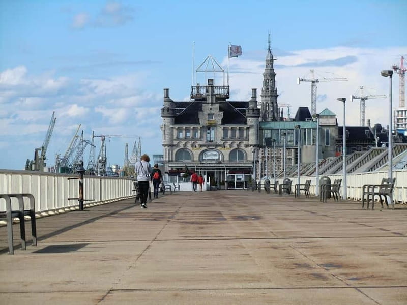 From Amsterdam: Cologne Full-Day Tour - Hohenzollern Bridge and the Rhine: your photo payoff moment
