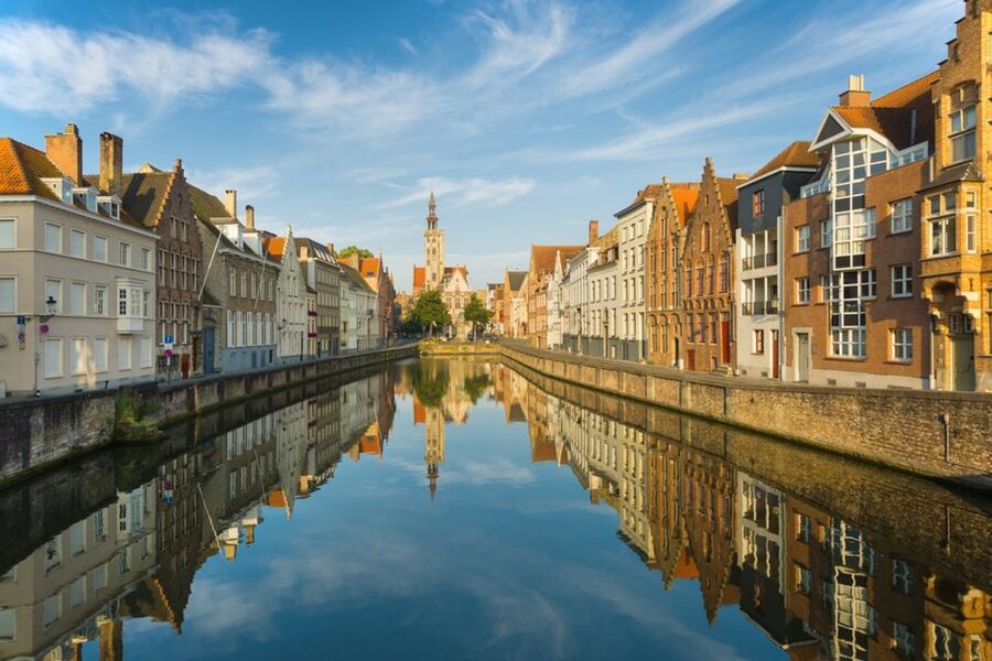 From Amsterdam: Day Trip to Bruges in Spanish or English - Key things I’d focus on before you go