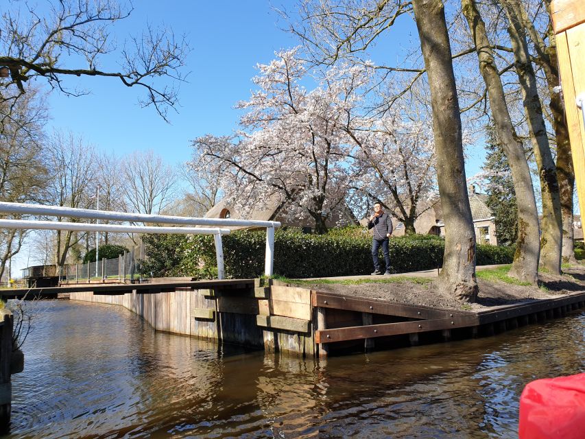 From Amsterdam: Giethoorn Day Trip with Small Electric Boat - Should You Book This Amsterdam-to-Giethoorn Day Trip?