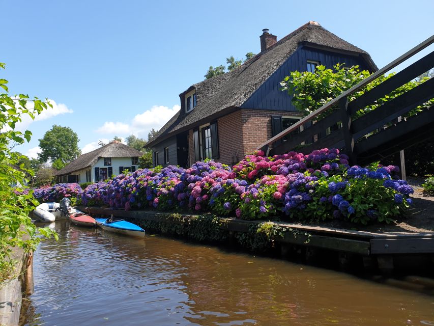 From Amsterdam: Giethoorn Day Trip with Small Electric Boat - The Electric Boat Experience: Driving Your Own Way Through the Canals