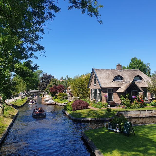 From Amsterdam: Giethoorn Day Trip with Small Electric Boat - Lunch and Free Time: How to Use the Day Without Feeling Rushed
