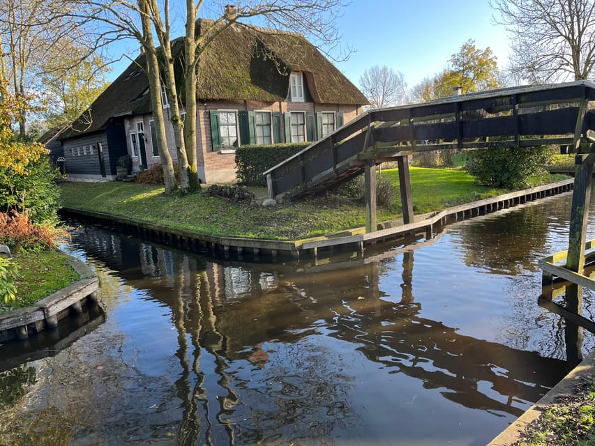 From Amsterdam: Giethoorn Small Group Tour with Boat Ride - Walking Giethoorn: bridges, village stories, and free time that isn’t wasted