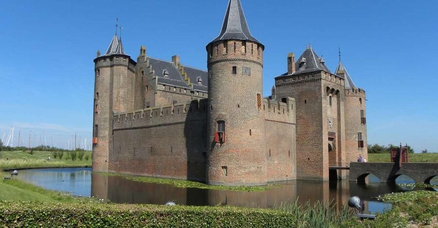 From Amsterdam: Private Day Trip to the Dutch Castles - Getting from Amsterdam: private pickup and an 8-hour day plan