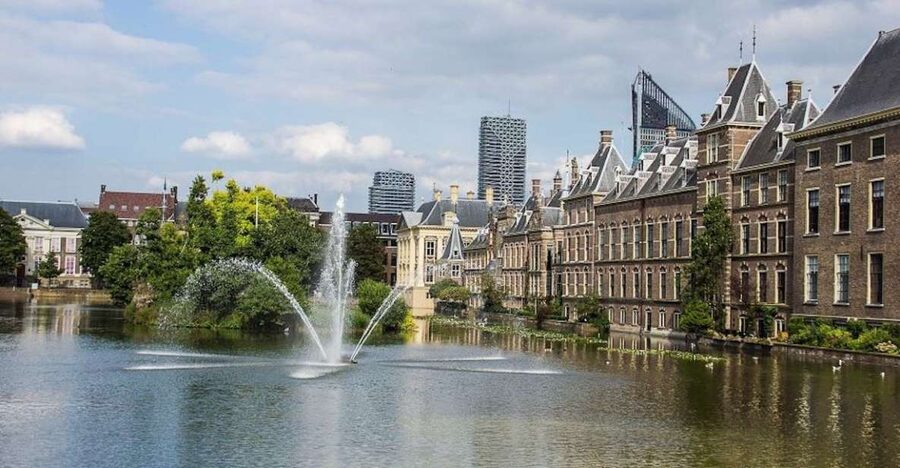 From Amsterdam: The Hague Private Trip and Mauritshuis Entry - Madurodam after the landmarks: Netherlands in a compact stop